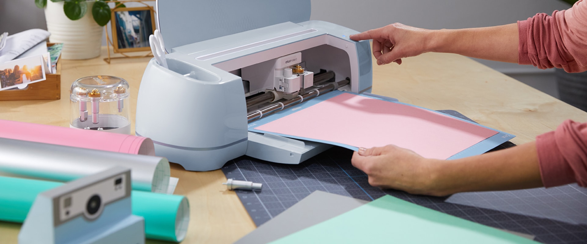 Which Cricut Mat is Best for Crafting with Vinyl?